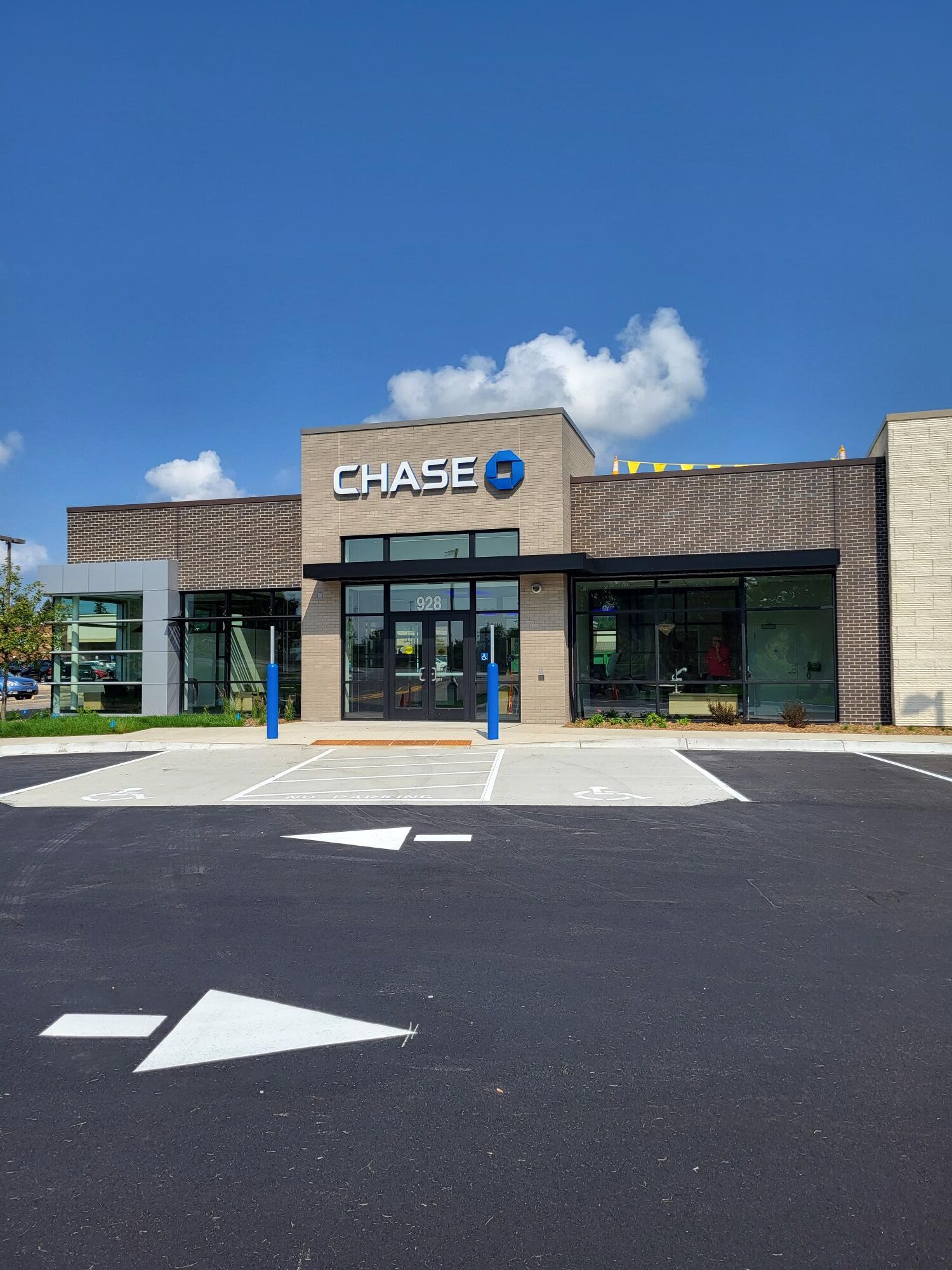 CHASE BANK – EDEN PRAIRIE